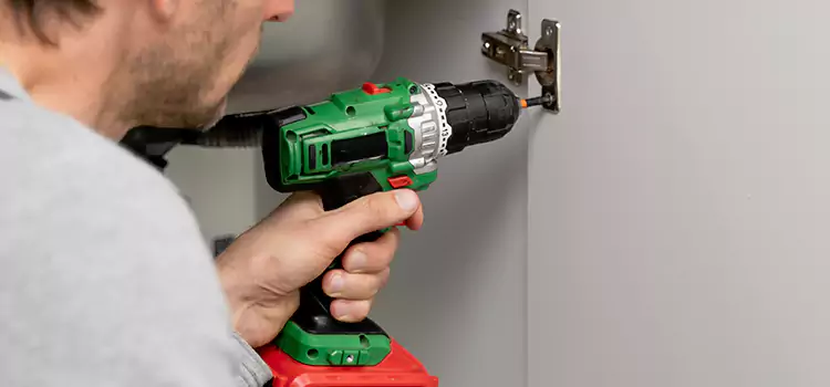 Commercial Door Hinge Repair Vincennes