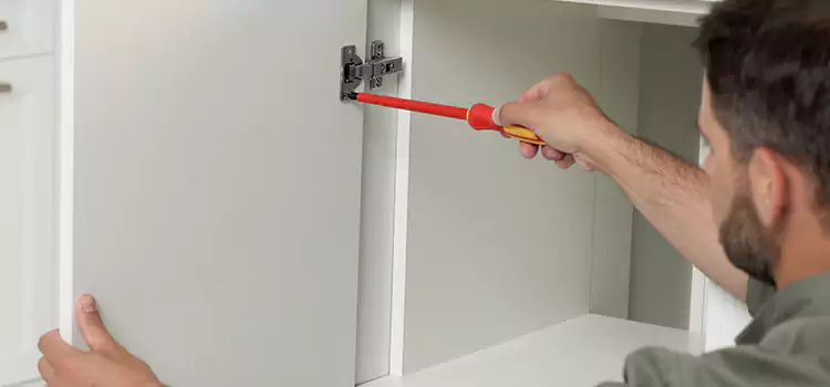 Screen Door Hinge Repair Vincennes