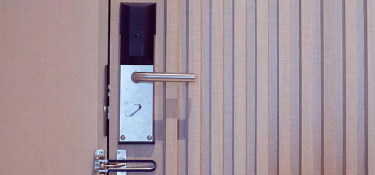 Installing a Maglock Vincennes
